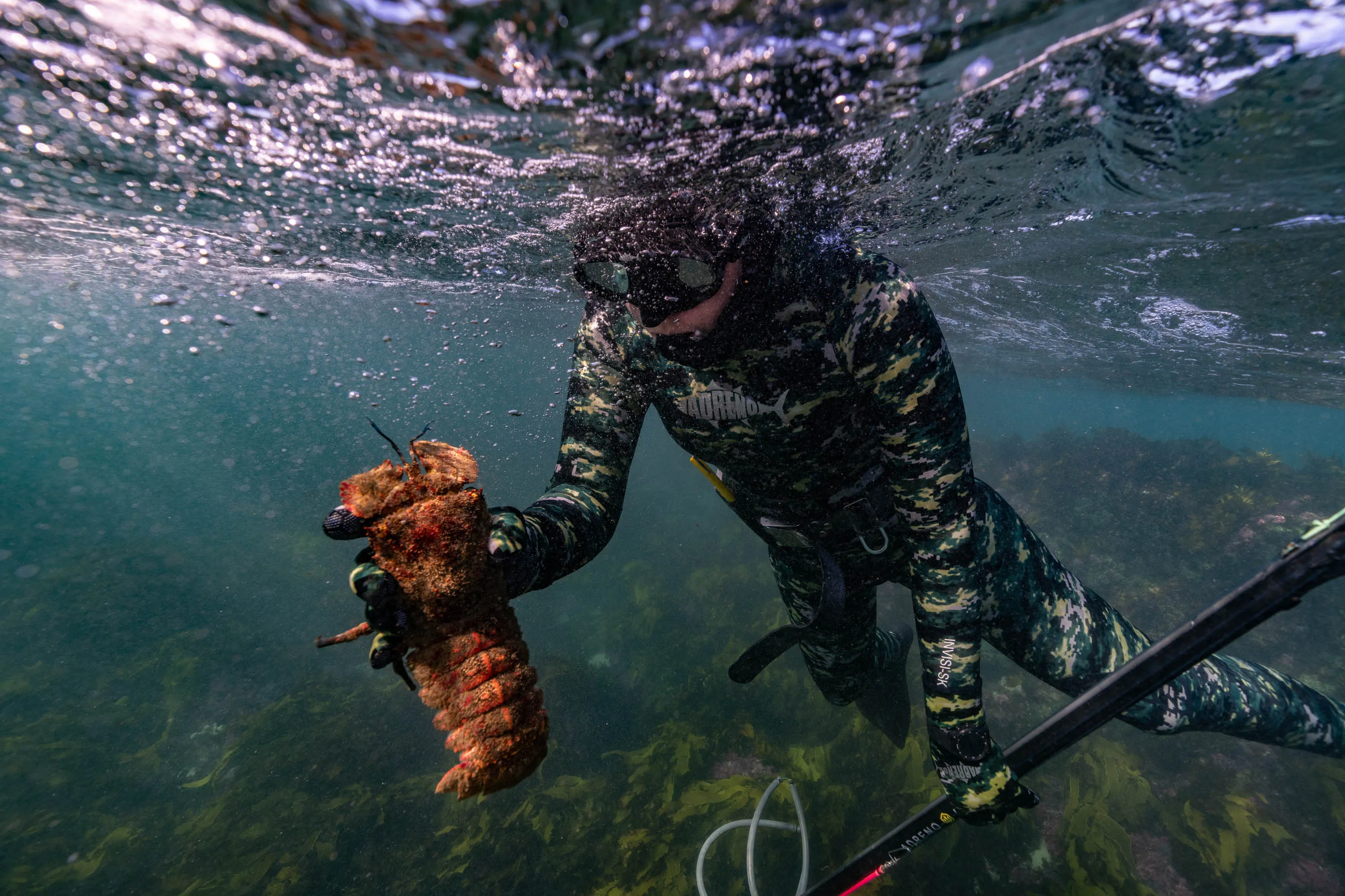 Adreno Invisi-Skin 5mm Wetsuit, Glove and Sock - Combo