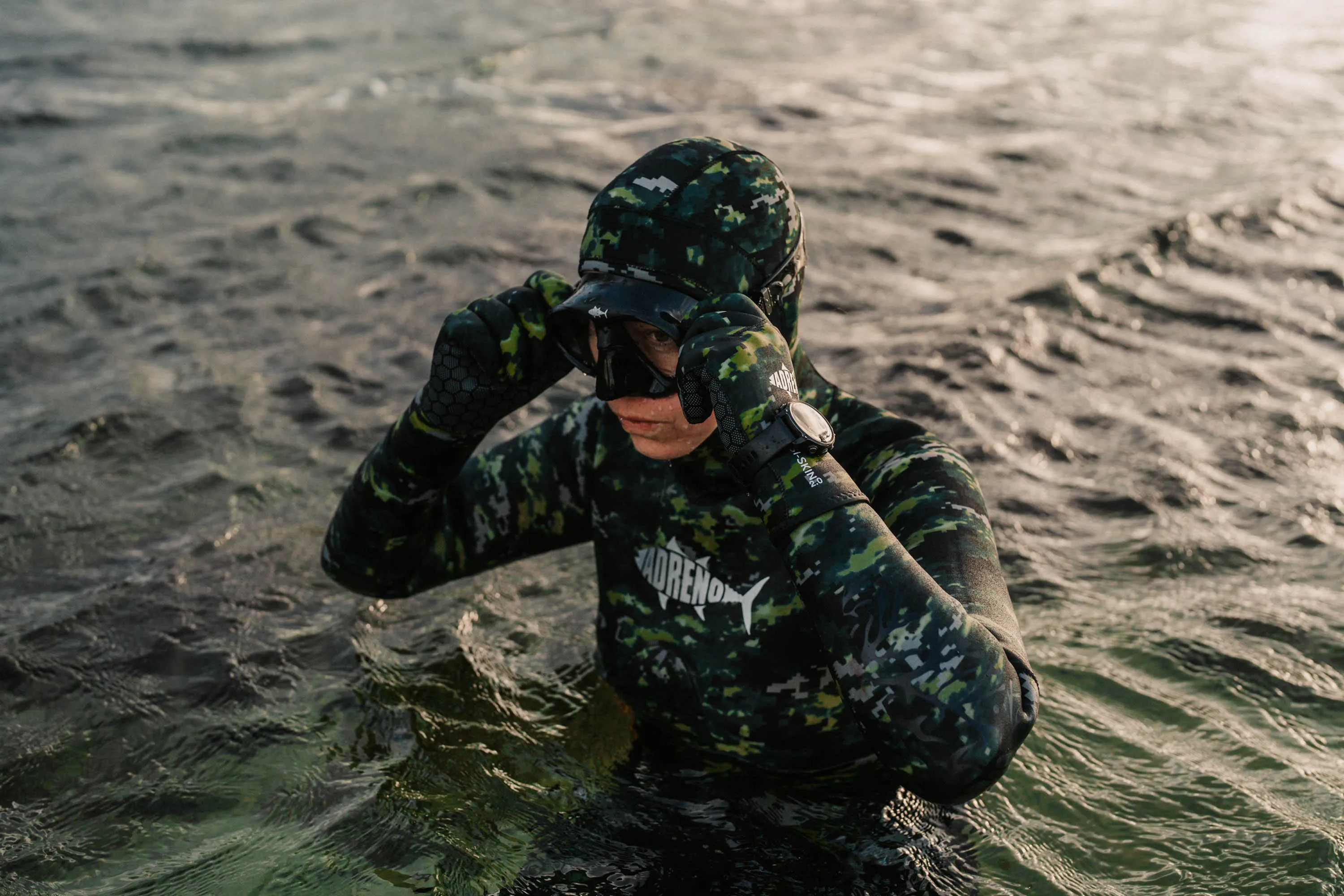 Adreno Invisi-Skin 5mm Wetsuit, Glove and Sock - Combo
